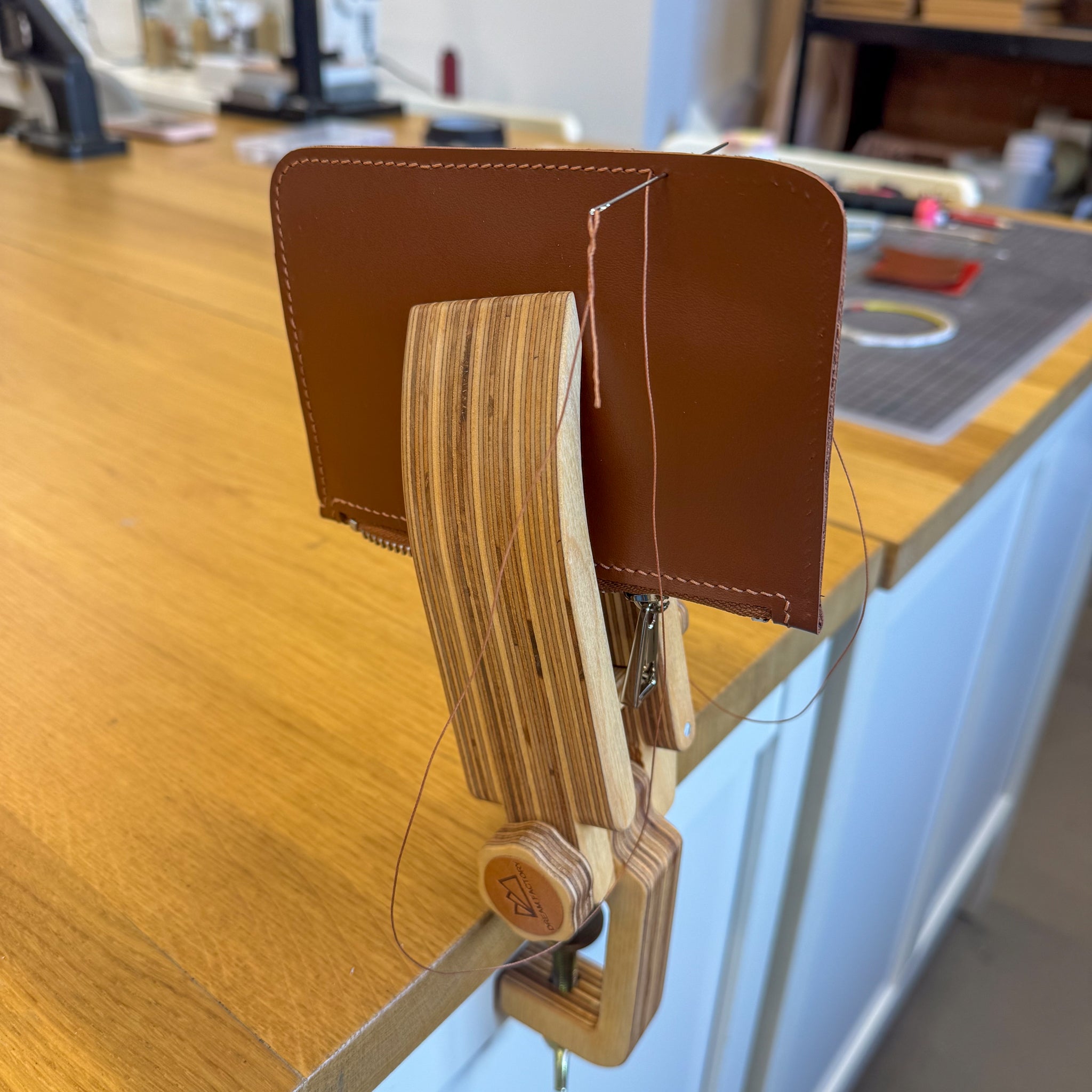 EVENING: LEATHER ACCESSORIES WORKSHOP